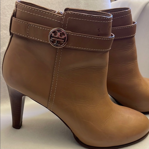 Tory Burch Tan Leather Ankle Boots - Picture 2 of 9
